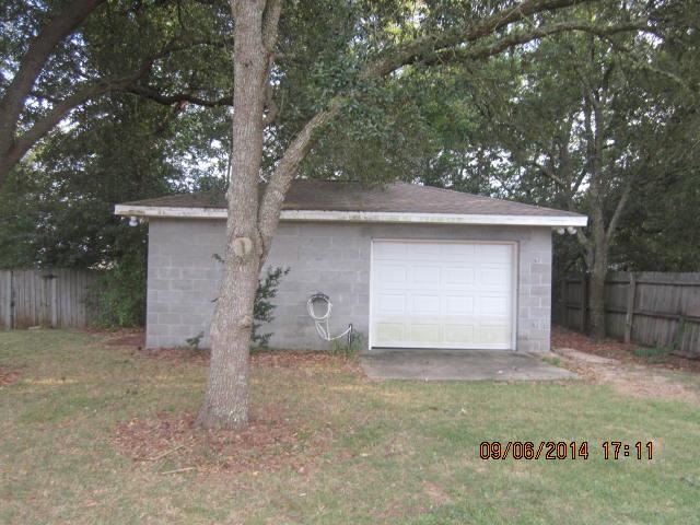 6771 Cedar Ridge Circle Milton, FL 32570 - Photo 8 of 16 Gallery Image 8