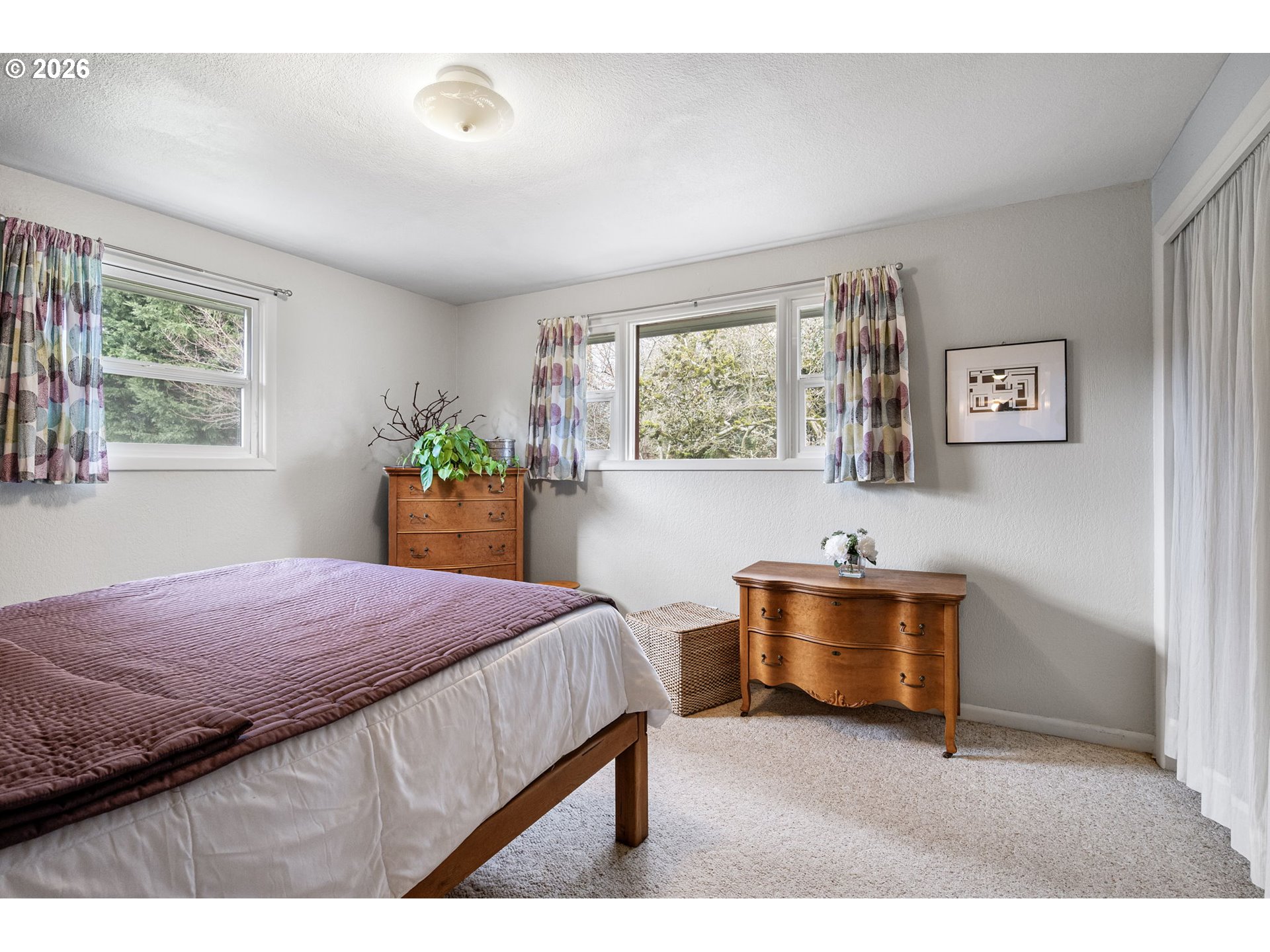 280 Regal Court Eugene, OR 97401 - Photo 17 of 44