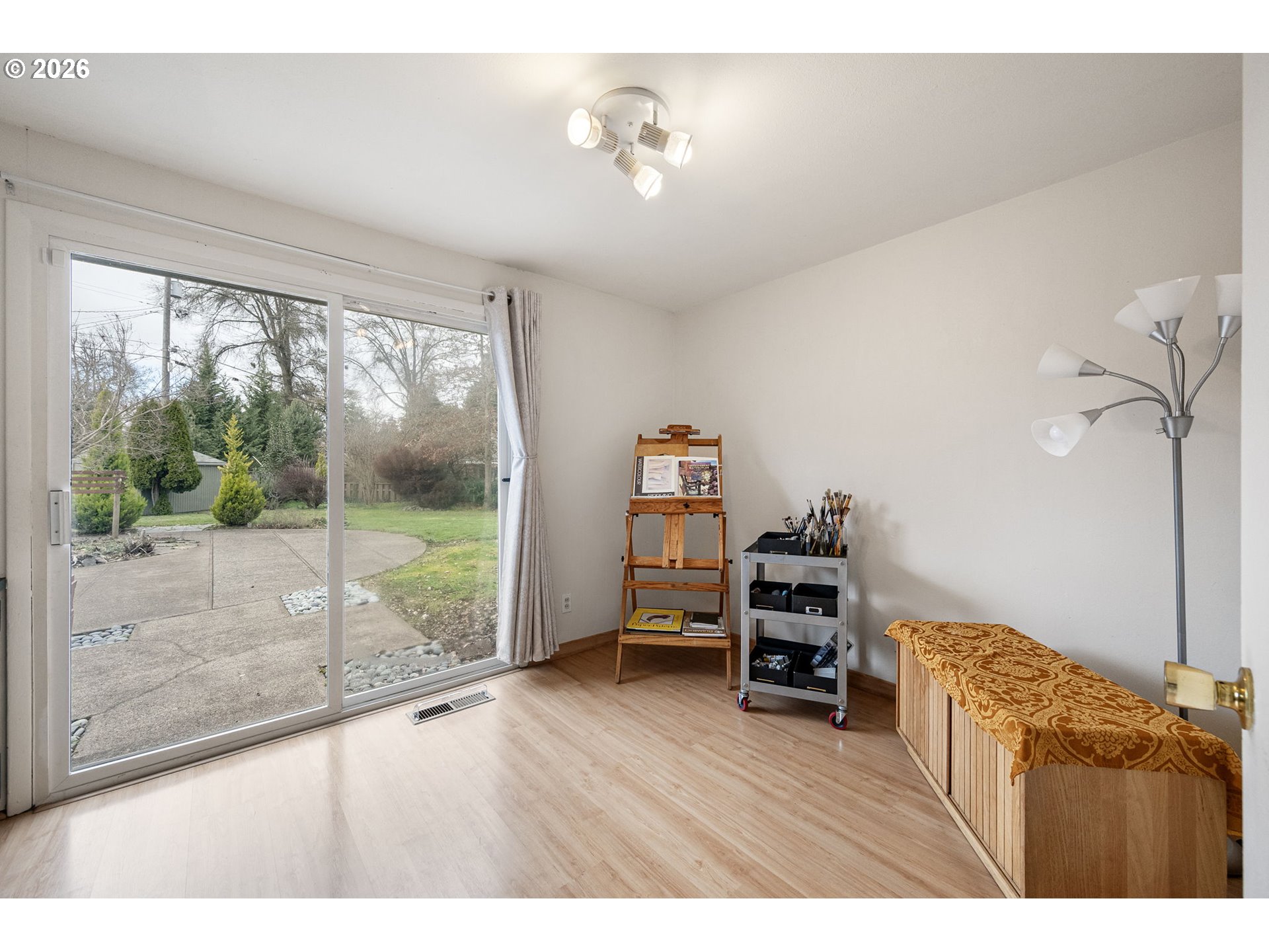 280 Regal Court Eugene, OR 97401 - Photo 22 of 44