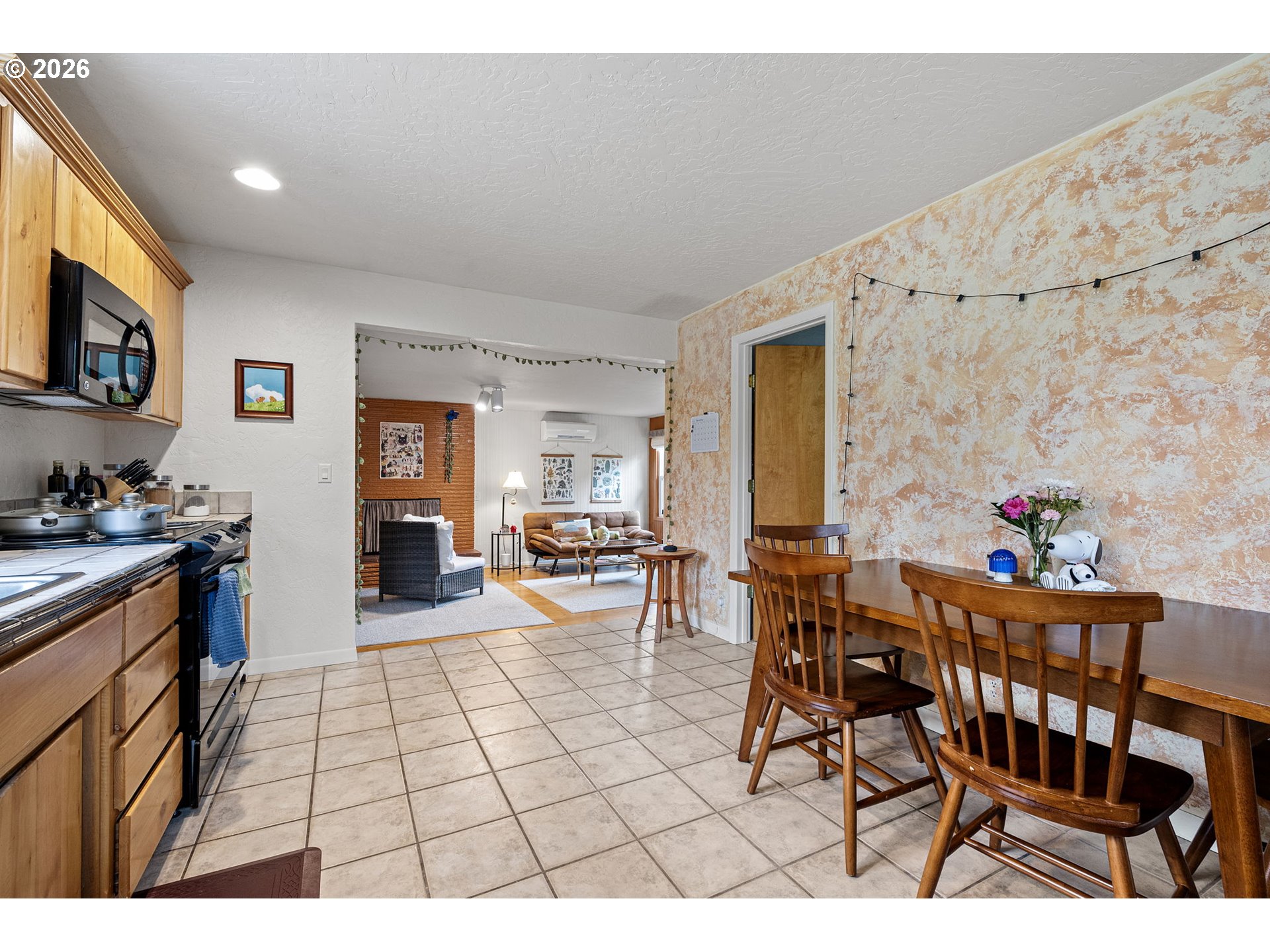 280 Regal Court Eugene, OR 97401 - Photo 29 of 44