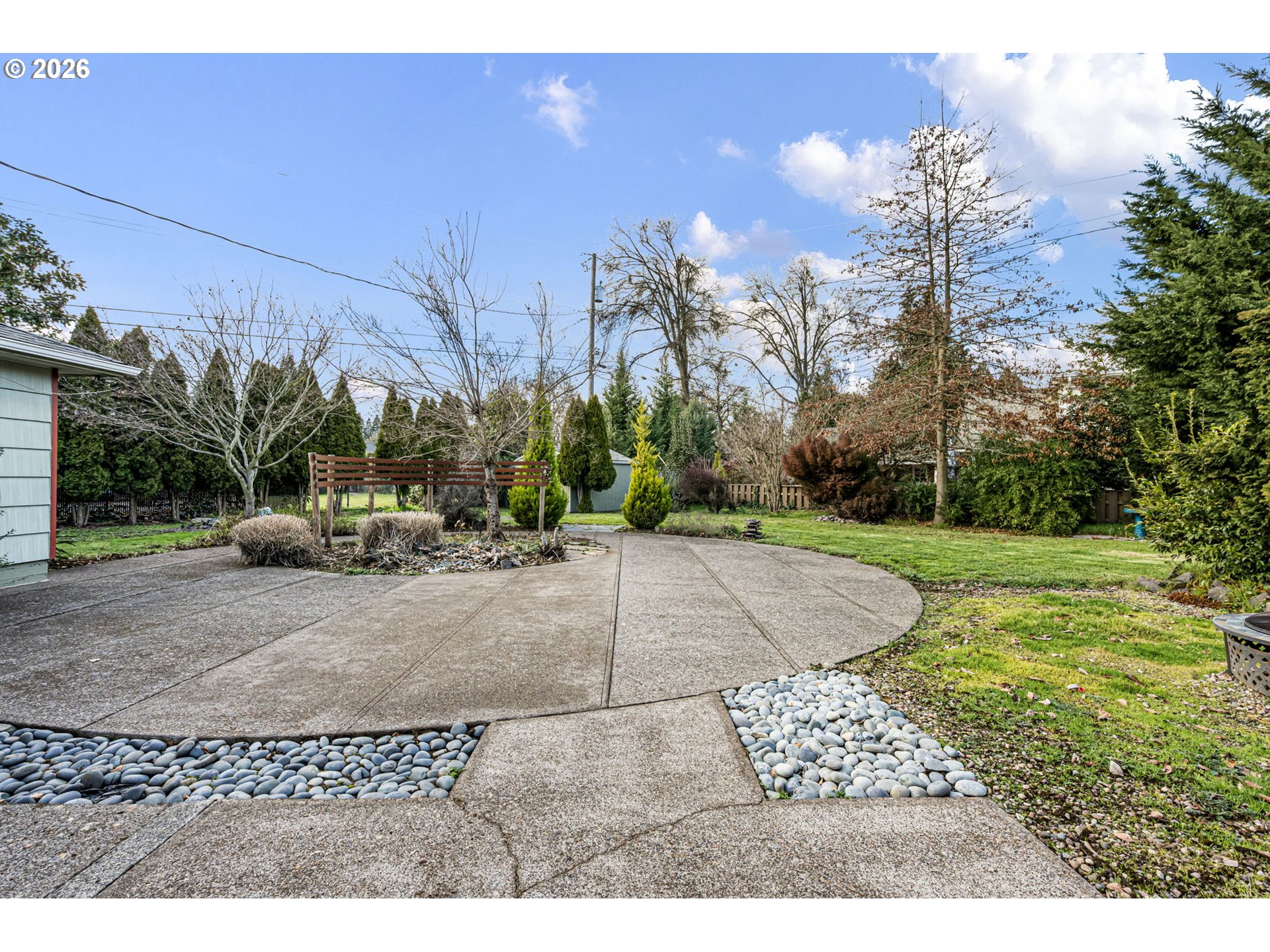 280 Regal Court Eugene, OR 97401 - Photo 33 of 44