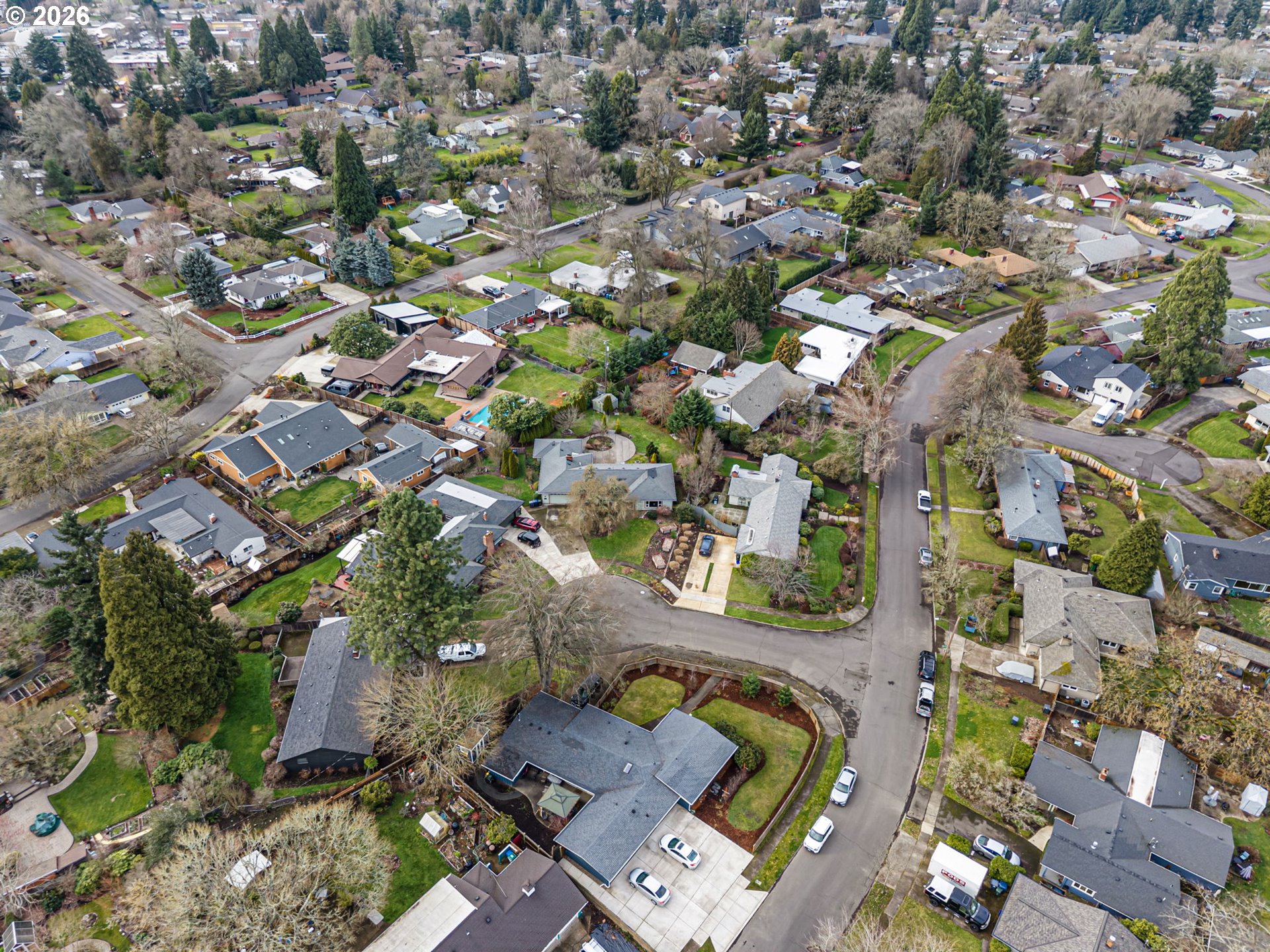 280 Regal Court Eugene, OR 97401 - Photo 38 of 44