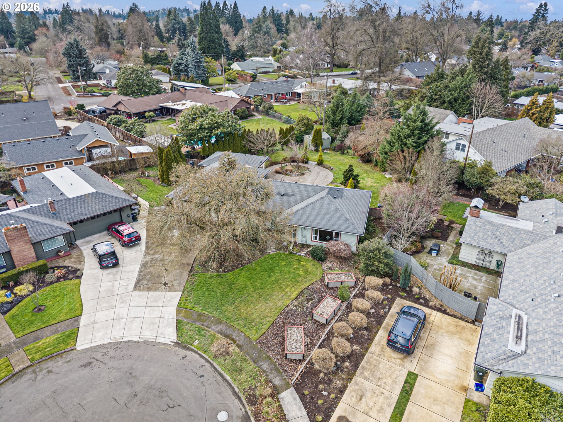 280 Regal Court Eugene, OR 97401 - Photo 40 of 44