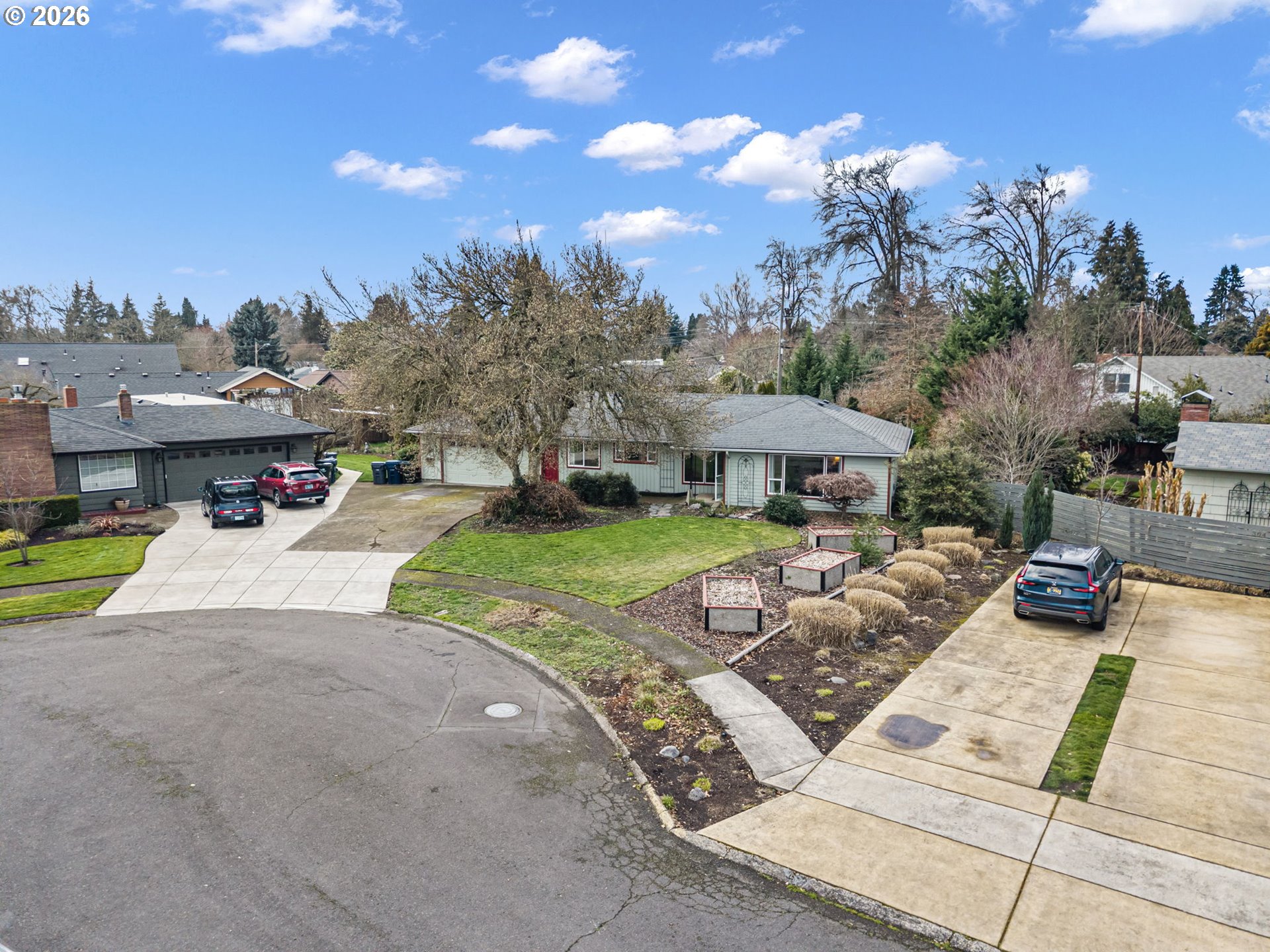 280 Regal Court Eugene, OR 97401 - Photo 41 of 44