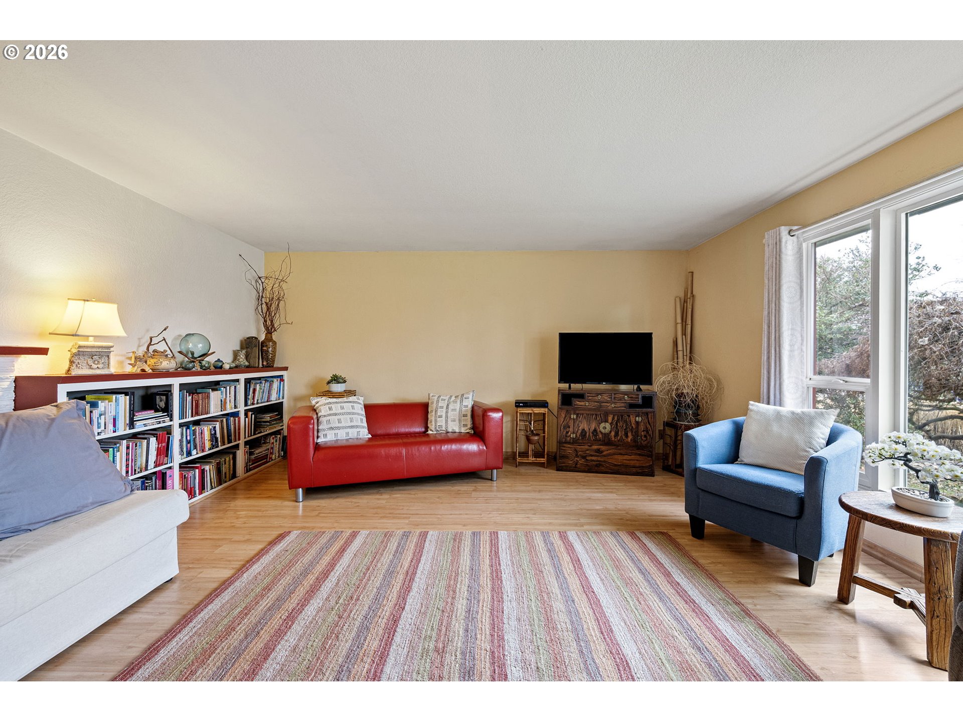 280 Regal Court Eugene, OR 97401 - Photo 5 of 44