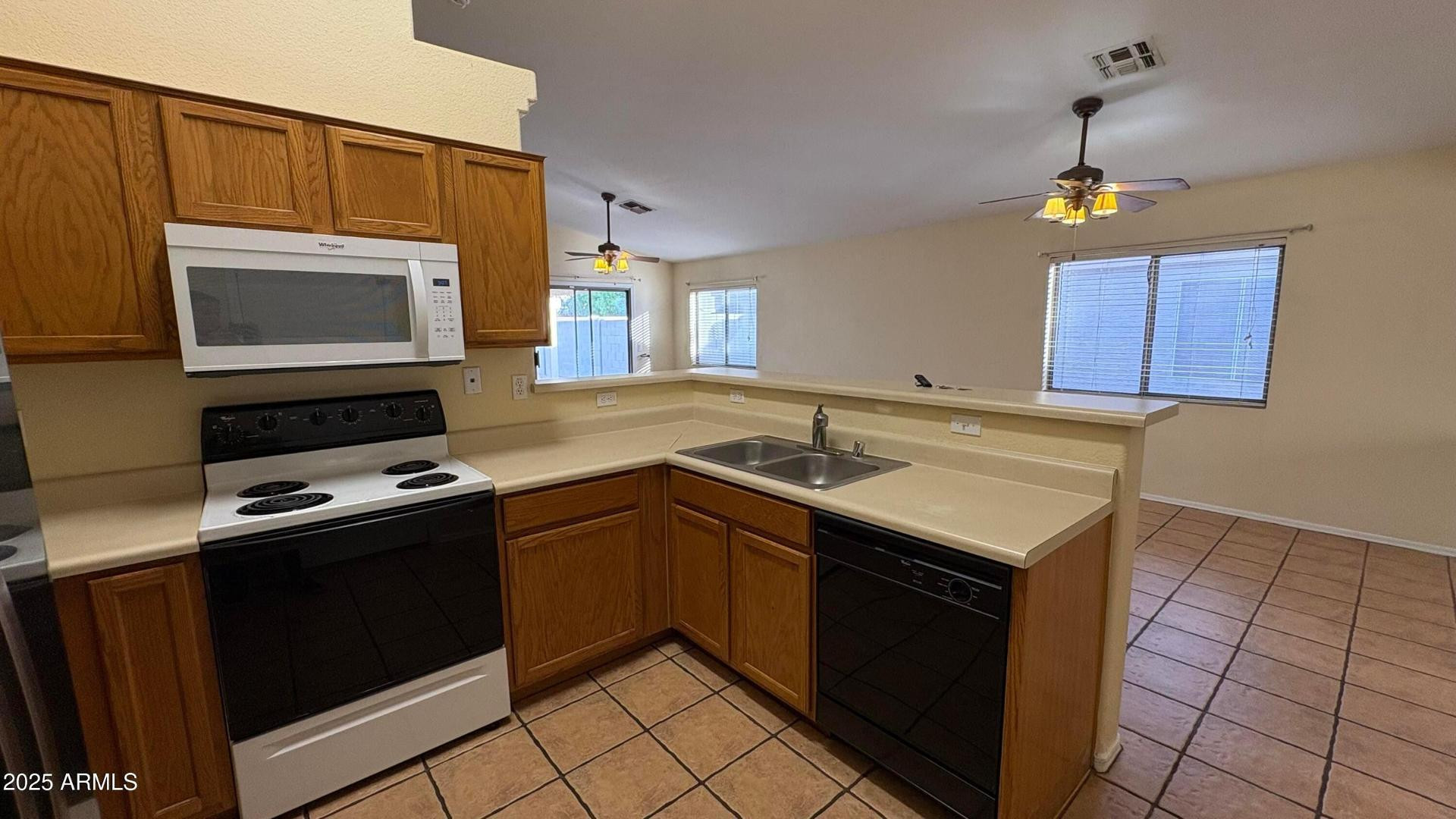 13002 West Hearn Road El Mirage, AZ 85335 - Photo 7 of 30