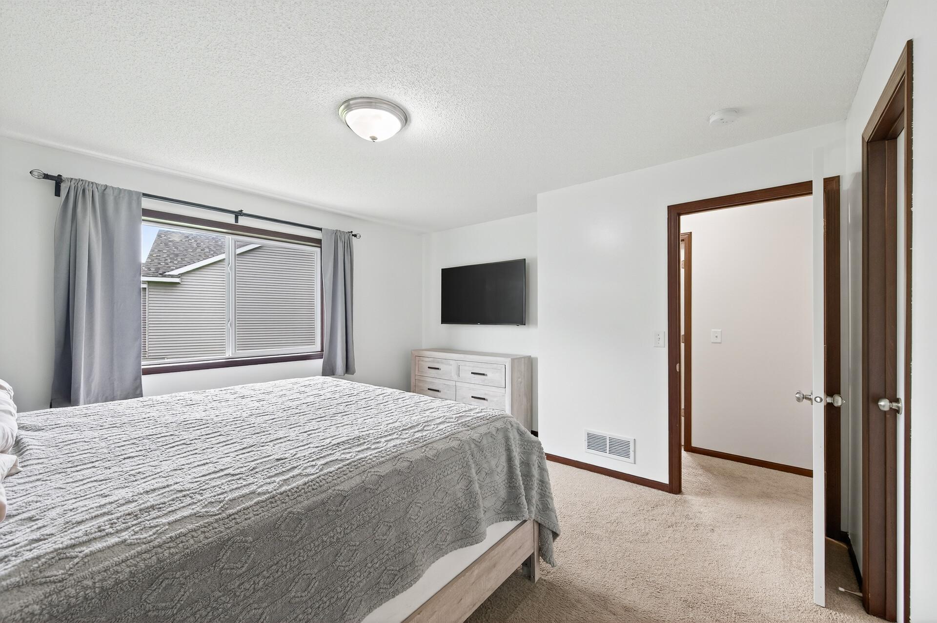 1805 10th Street Northeast Buffalo, MN 55313 - Photo 15 of 32