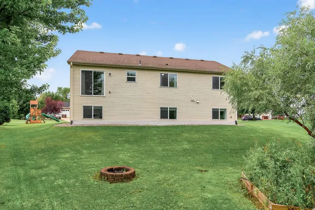 $417,490 | 1805 10th Street Northeast, Buffalo, MN 55313