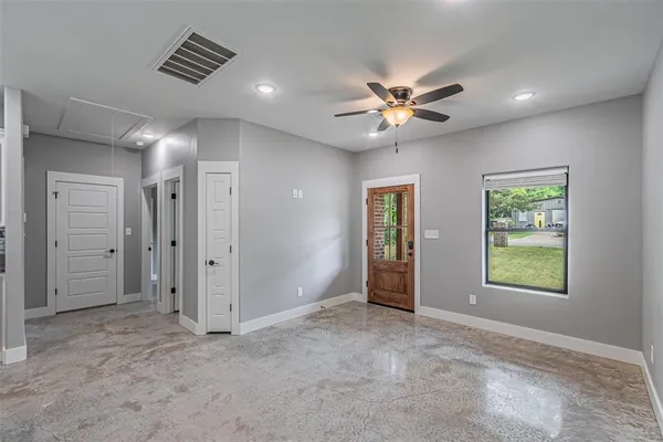 $227,990 | 714 East Crawford Street, Denison, TX 75021