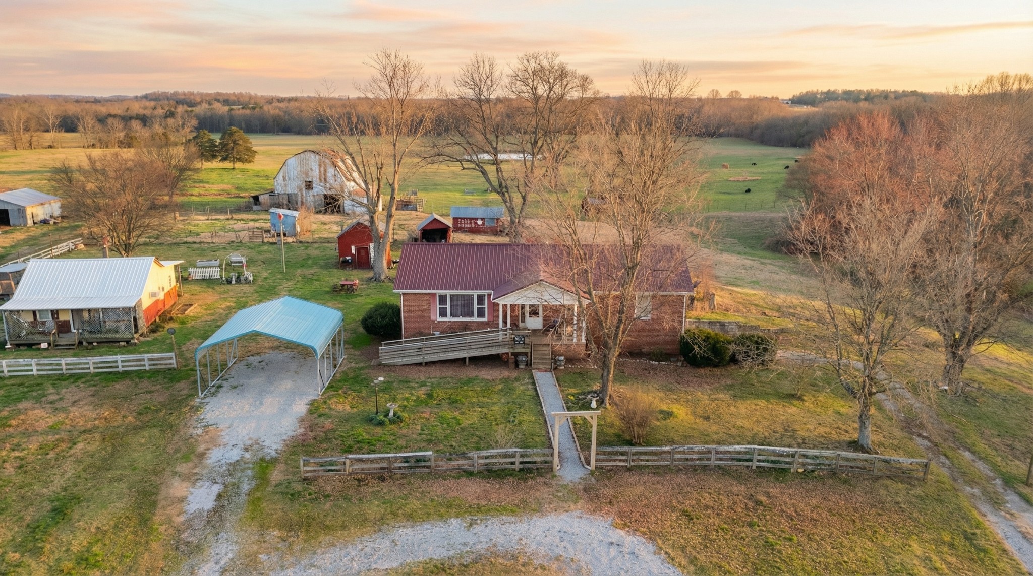 171 Uselton Road Shelbyville, TN 37160 - Photo 15 of 52 a view of a house with a yard