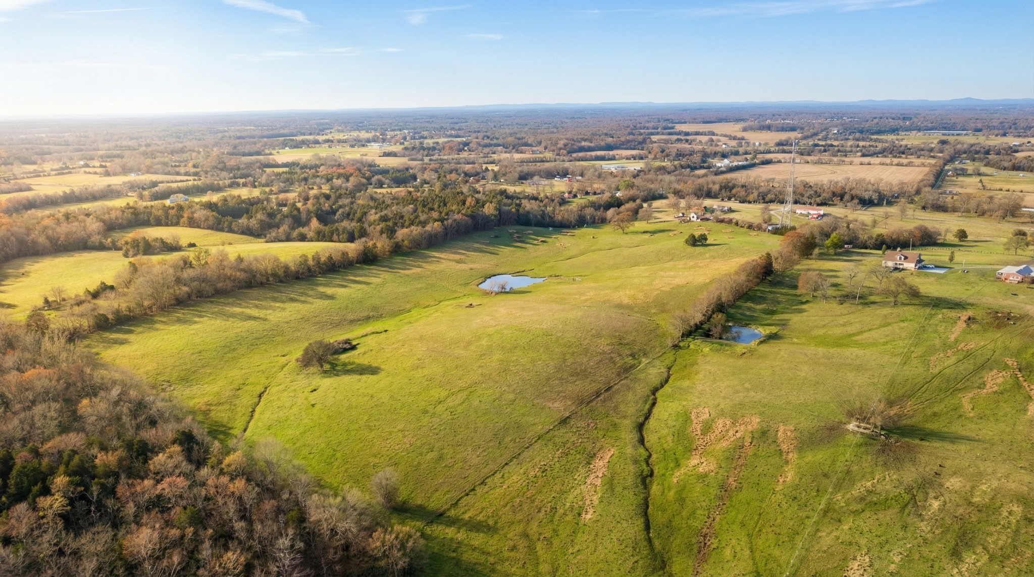 171 Uselton Road Shelbyville, TN 37160 - Photo 2 of 52 an aerial view of residential building and ocean view