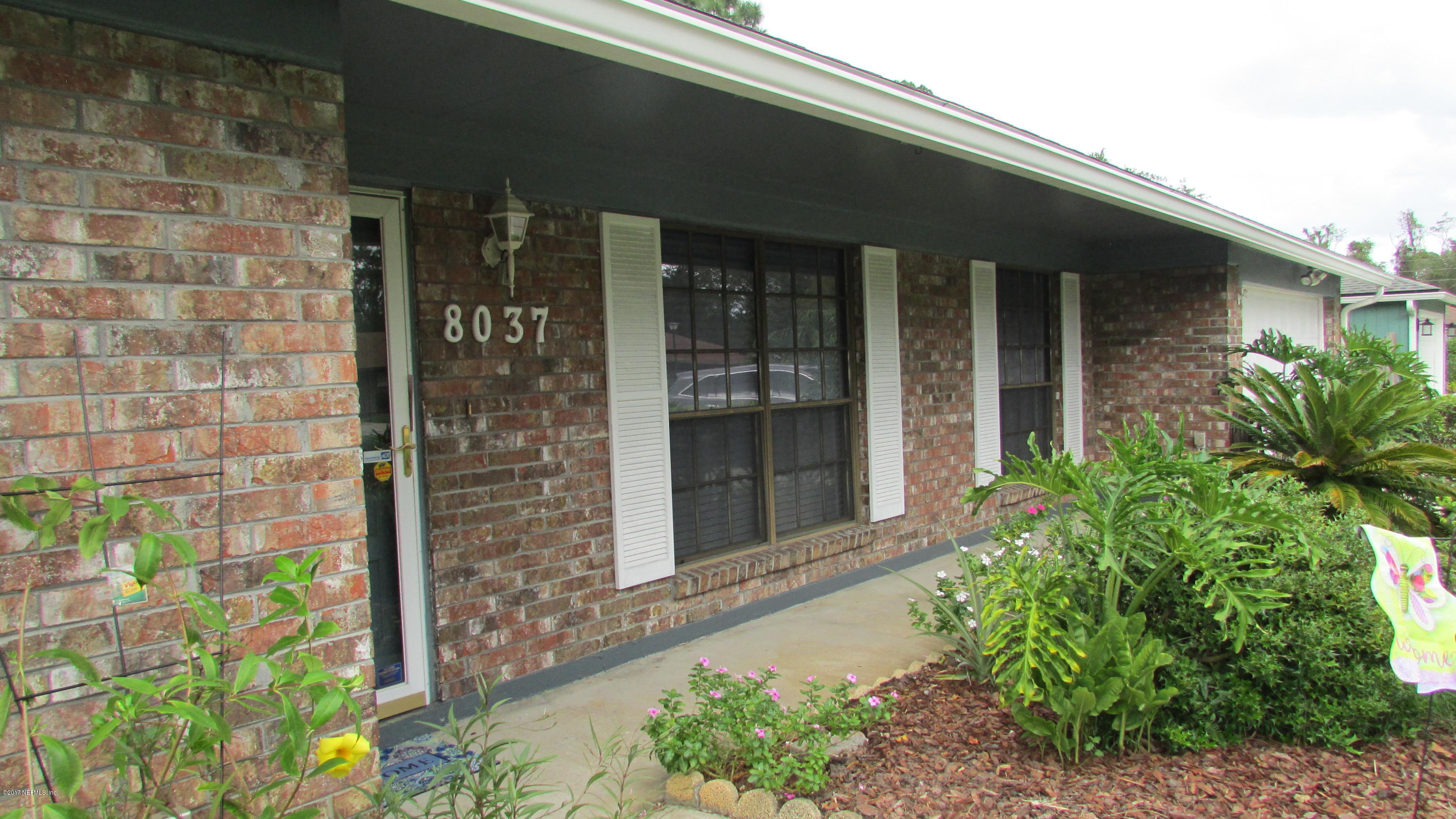 8037 Springtree Road Jacksonville, FL 32210 - Photo 5 of 29 IMG_2030