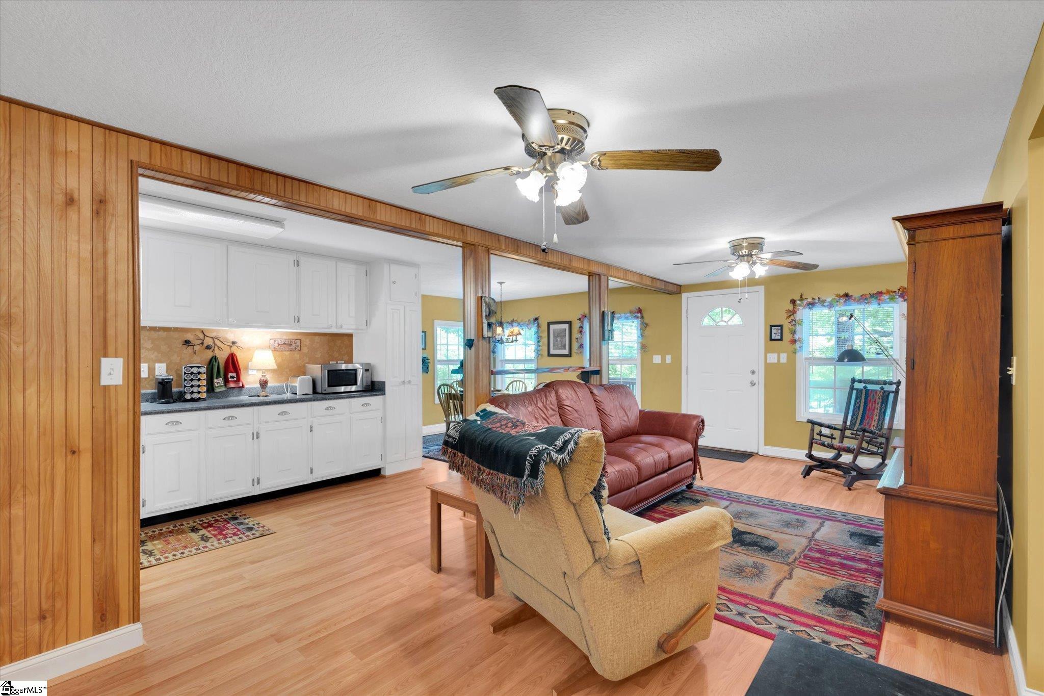 153 Anders Camp Road Cleveland, SC 29635 - Photo 4 of 43
