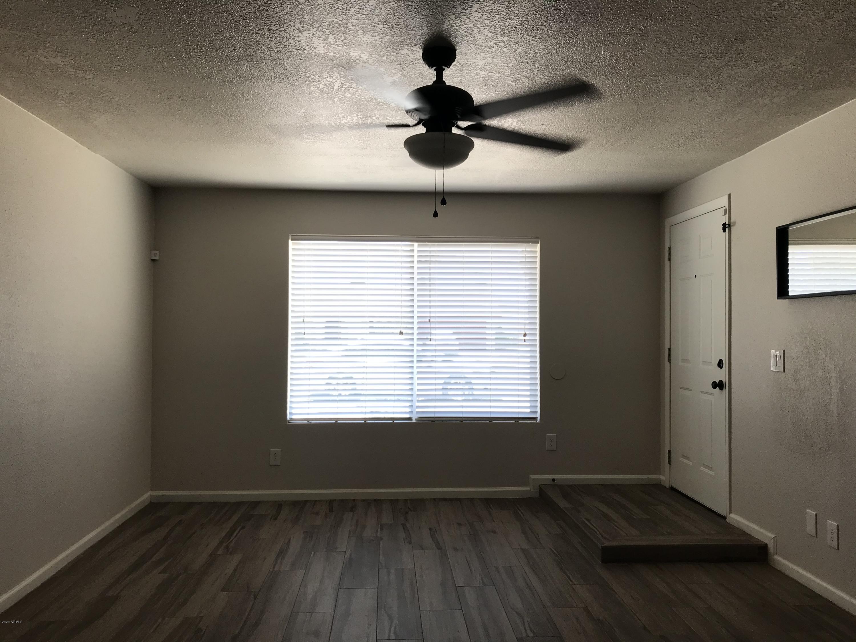 2902 West Dailey Street Phoenix, AZ 85053 - Photo 3 of 30 3