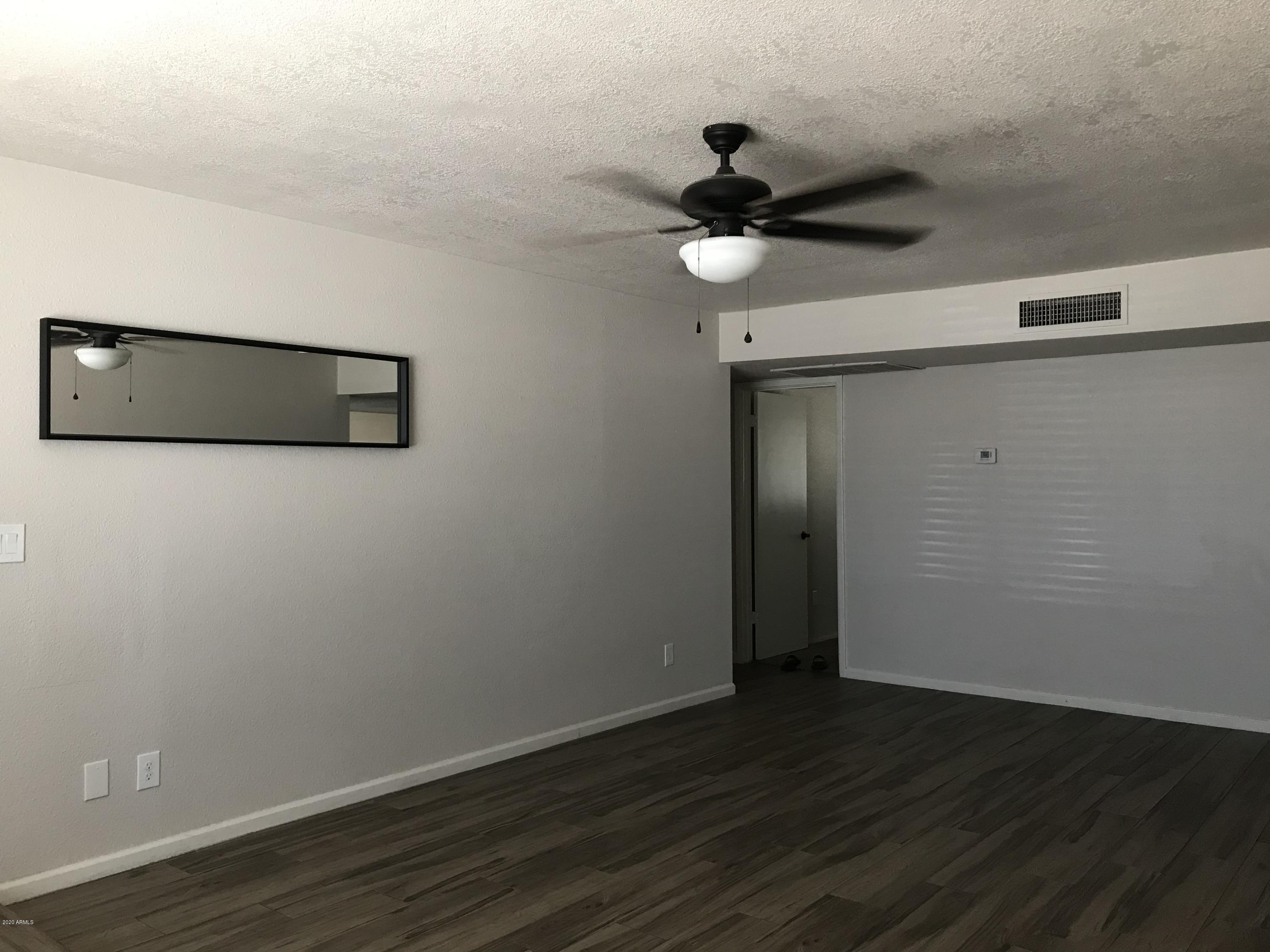 2902 West Dailey Street Phoenix, AZ 85053 - Photo 5 of 30 5