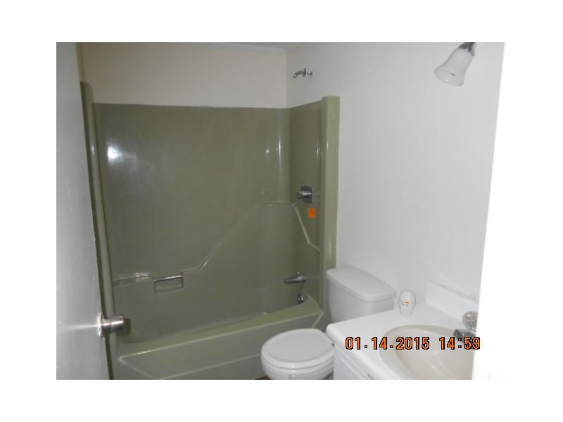 185 Leigh Road Cumberland, RI 02864 - Photo 14 of 17 Bathroom.