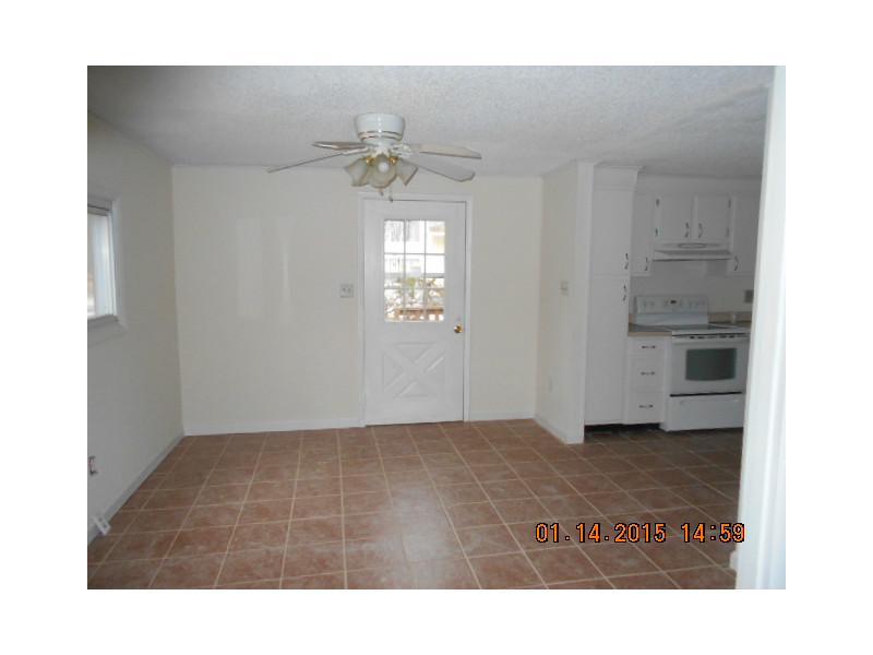 185 Leigh Road Cumberland, RI 02864 - Photo 5 of 17 Kitchen.