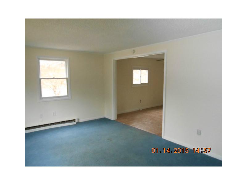 185 Leigh Road Cumberland, RI 02864 - Photo 6 of 17 Living Room.