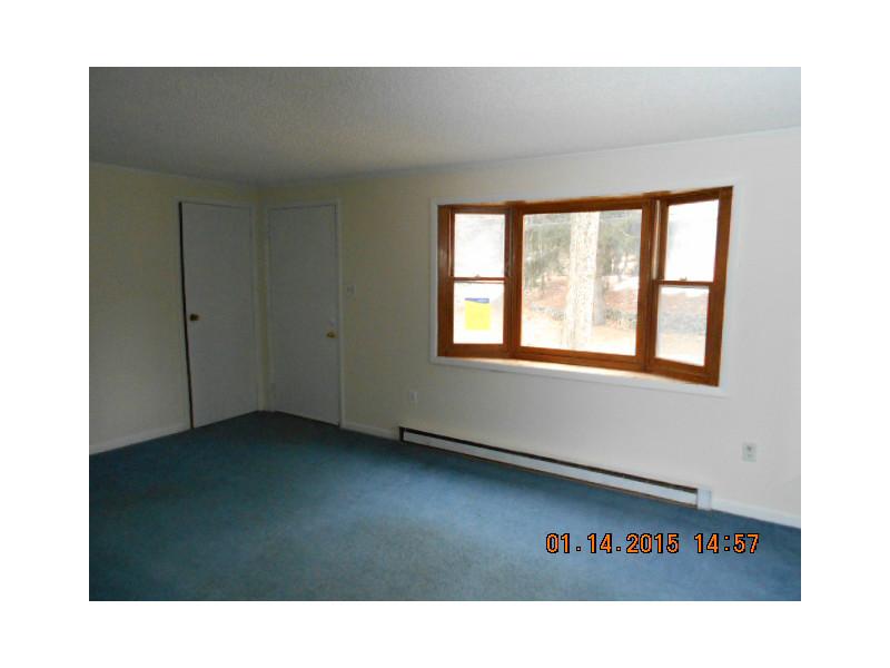 185 Leigh Road Cumberland, RI 02864 - Photo 7 of 17 Living Room.