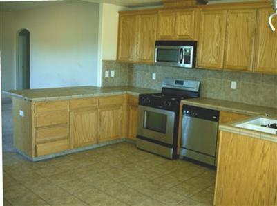 1015 Riverside Drive Madera, CA 93638 - Photo 8 of 18 Gallery Image 8