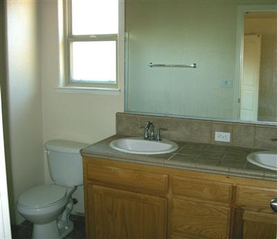 1015 Riverside Drive Madera, CA 93638 - Photo 10 of 18 Gallery Image 10