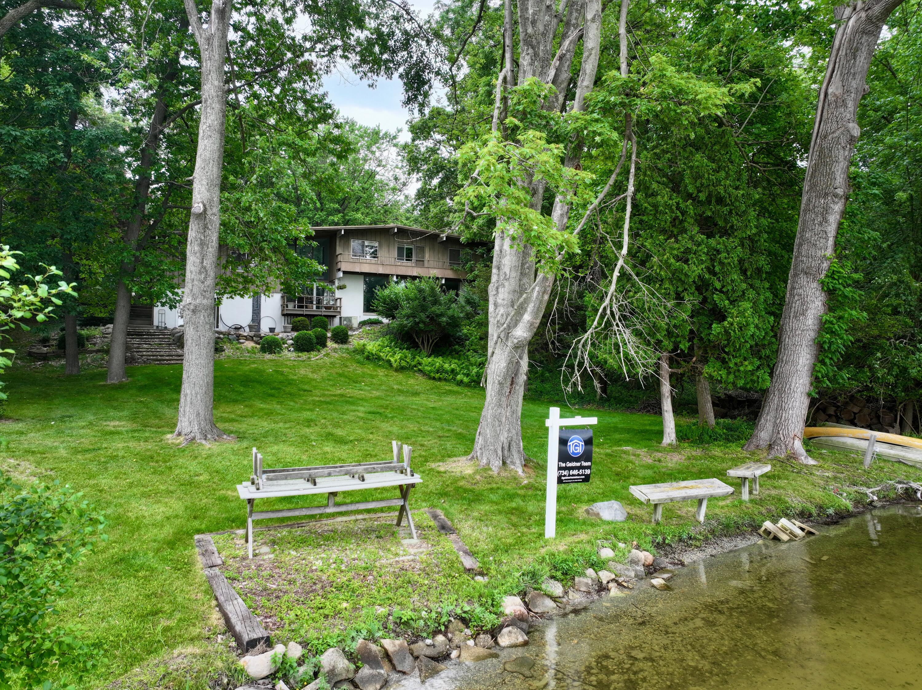 816 Browns Lake Road Jackson, MI 49203 - Photo 33 of 33 dji_fly_20250624_190416_0054_17508054971