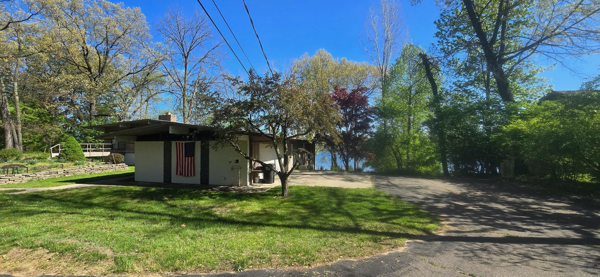 816 Browns Lake Road Jackson, MI 49203 - Photo 6 of 33 3915601789670665531
