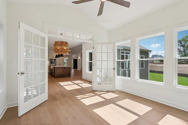 $819,200 | S275 Bealer Circle, Geneva, IL 60134