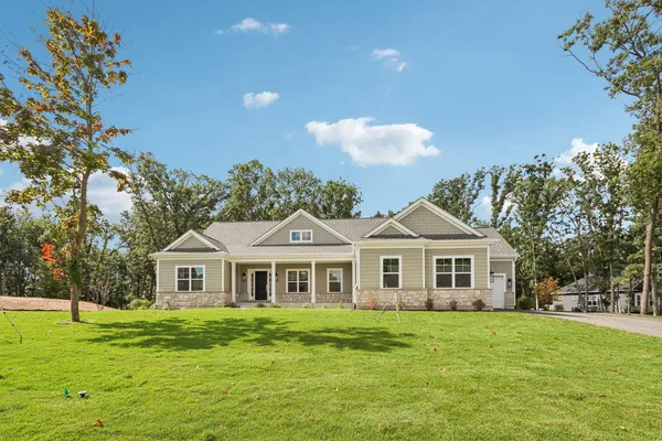 $819,200 | S275 Bealer Circle, Geneva, IL 60134