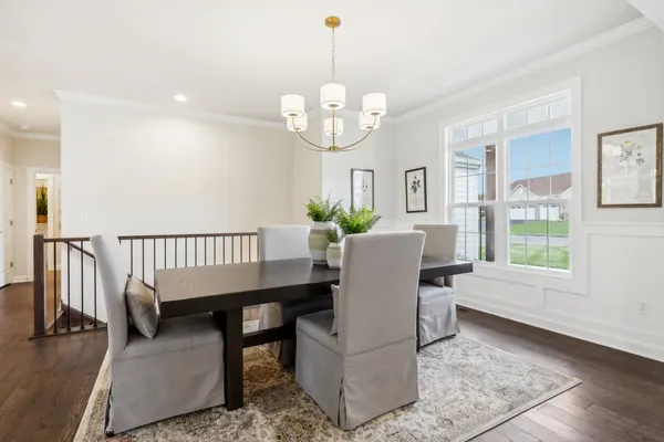 $819,200 | S275 Bealer Circle, Geneva, IL 60134