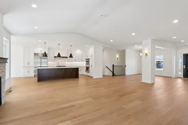 $819,200 | S275 Bealer Circle, Geneva, IL 60134