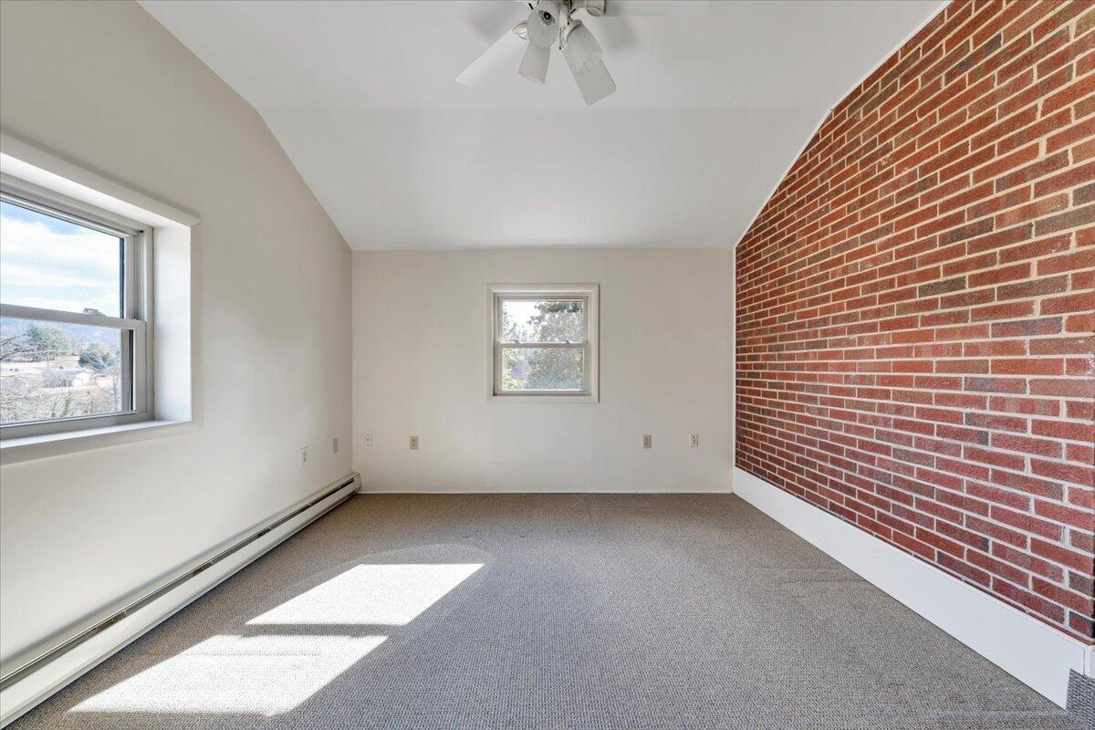 517 Boxley Road Roanoke, VA 24019 - Photo 37 of 76 a view of an empty room with a window