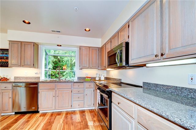 $415,000 | 3633 224th Place Southeast, Unit 2333, Issaquah, WA 98029