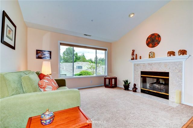 $415,000 | 3633 224th Place Southeast, Unit 2333, Issaquah, WA 98029