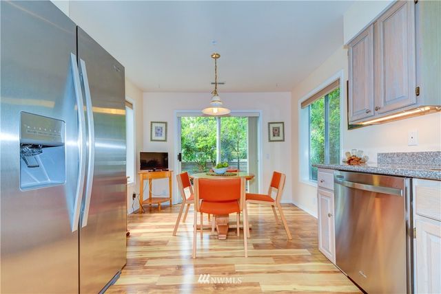 $415,000 | 3633 224th Place Southeast, Unit 2333, Issaquah, WA 98029