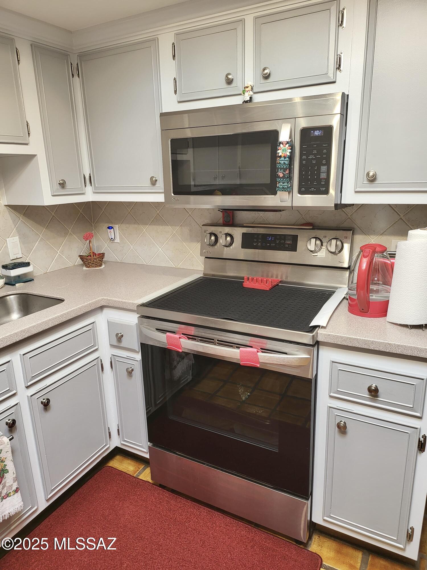8255 North Oracle Road, Unit 203 Tucson, AZ 85704 - Photo 17 of 25 4fce774e-62eb-43fc-8aa7-01e7c24f54d2