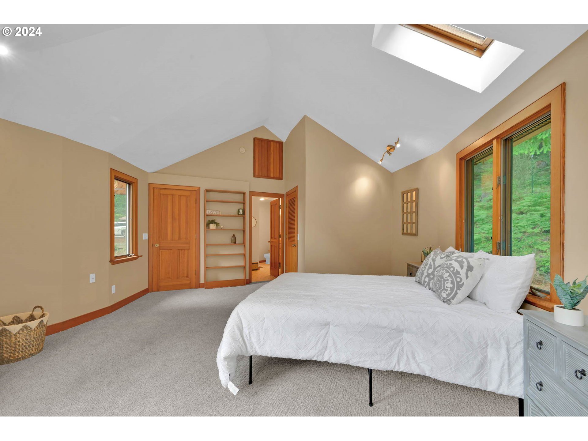 78000 Dorena Mountain Road Cottage Grove, OR 97424 - Photo 24 of 47 Gallery Image 24