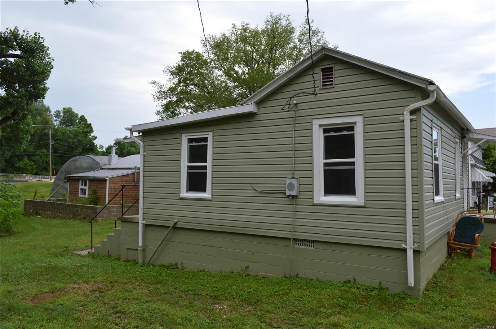 213 North County Road Hardin, IL 62047 - Photo 12 of 12 Gallery Image 12