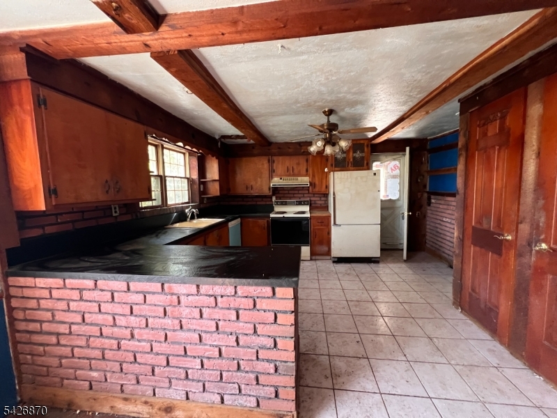 900 Primrose Path Newton, NJ 07860 - Photo 10 of 11