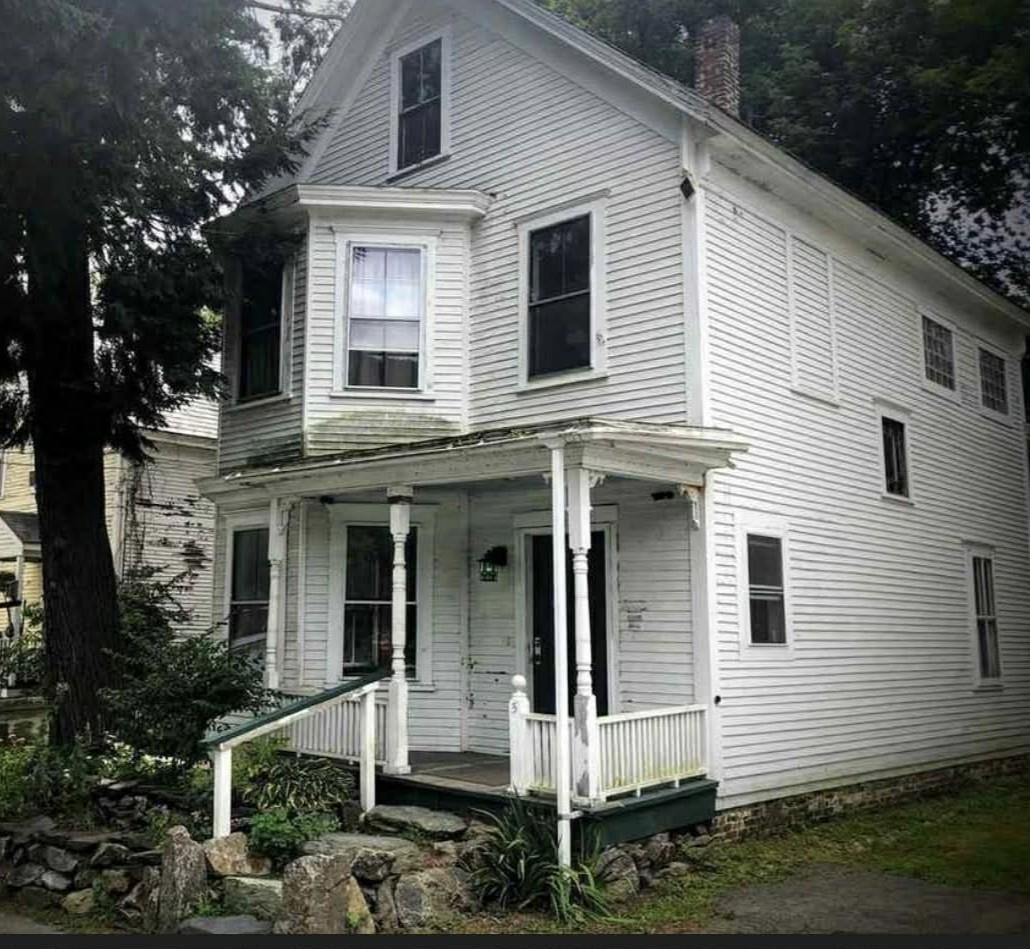 5 Granger Street Rockingham, VT 05101 - Photo 1 of 1 Gallery Image 1