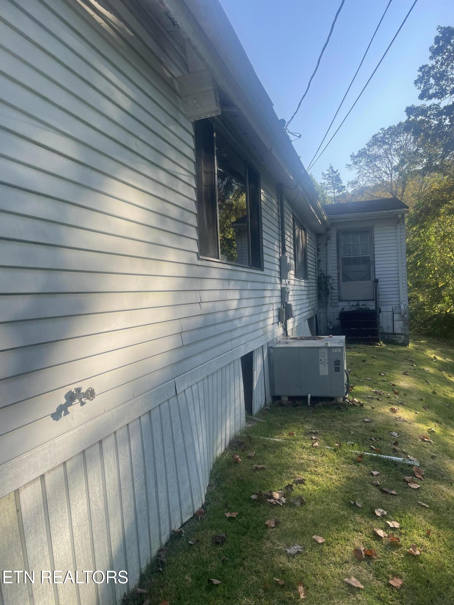 960 Indian River Boat Dock Road Jacksboro, TN 37757 - Photo 15 of 16 IMG_1376