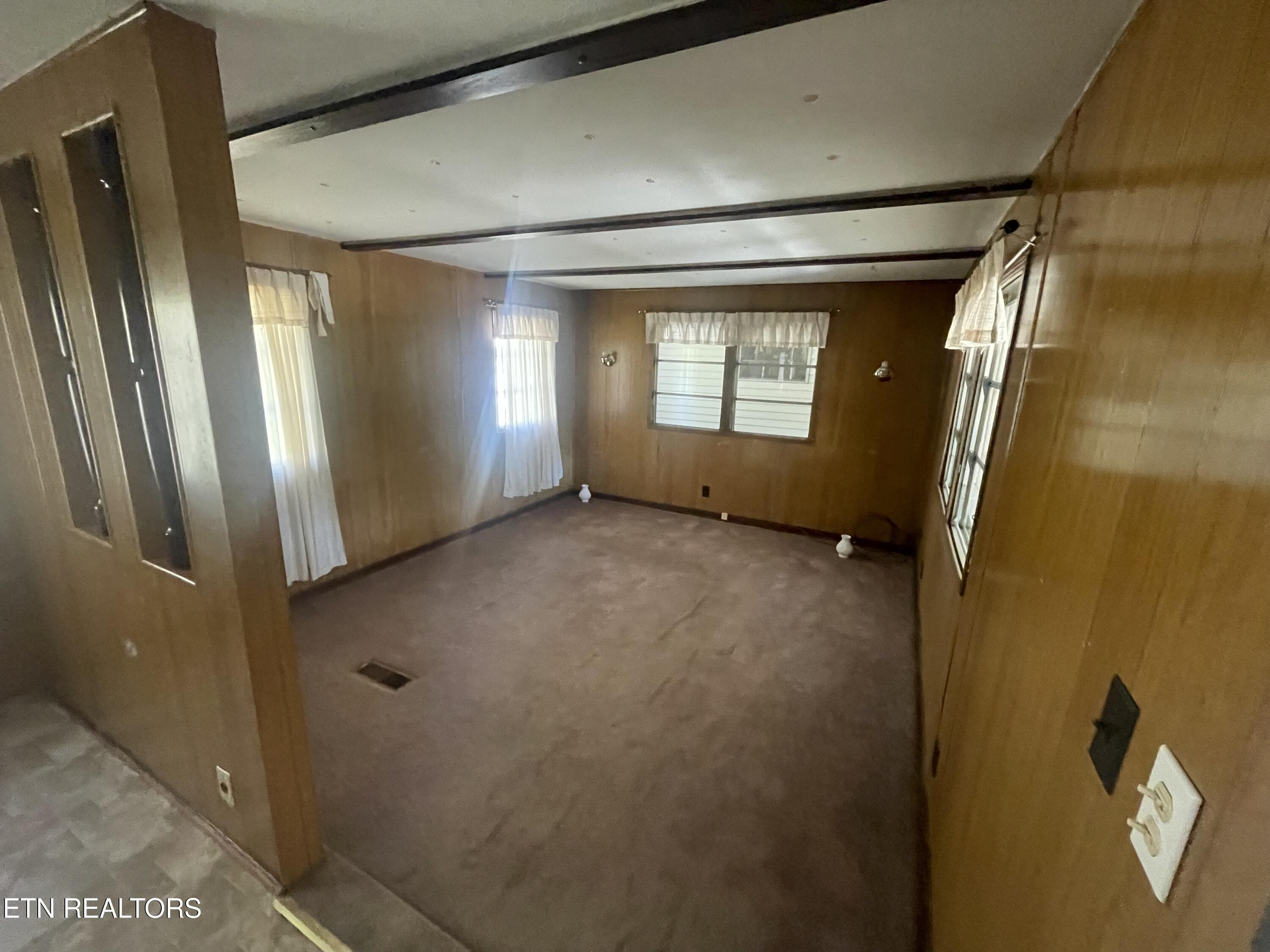 960 Indian River Boat Dock Road Jacksboro, TN 37757 - Photo 10 of 16 IMG_1403