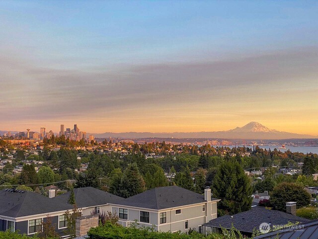 3727 West Barrett Street Seattle, WA 98199 - Photo 16 of 39