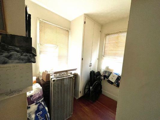 15300 West E Street Kerman, CA 93630 - Photo 10 of 13 a view of workspace with wooden floor