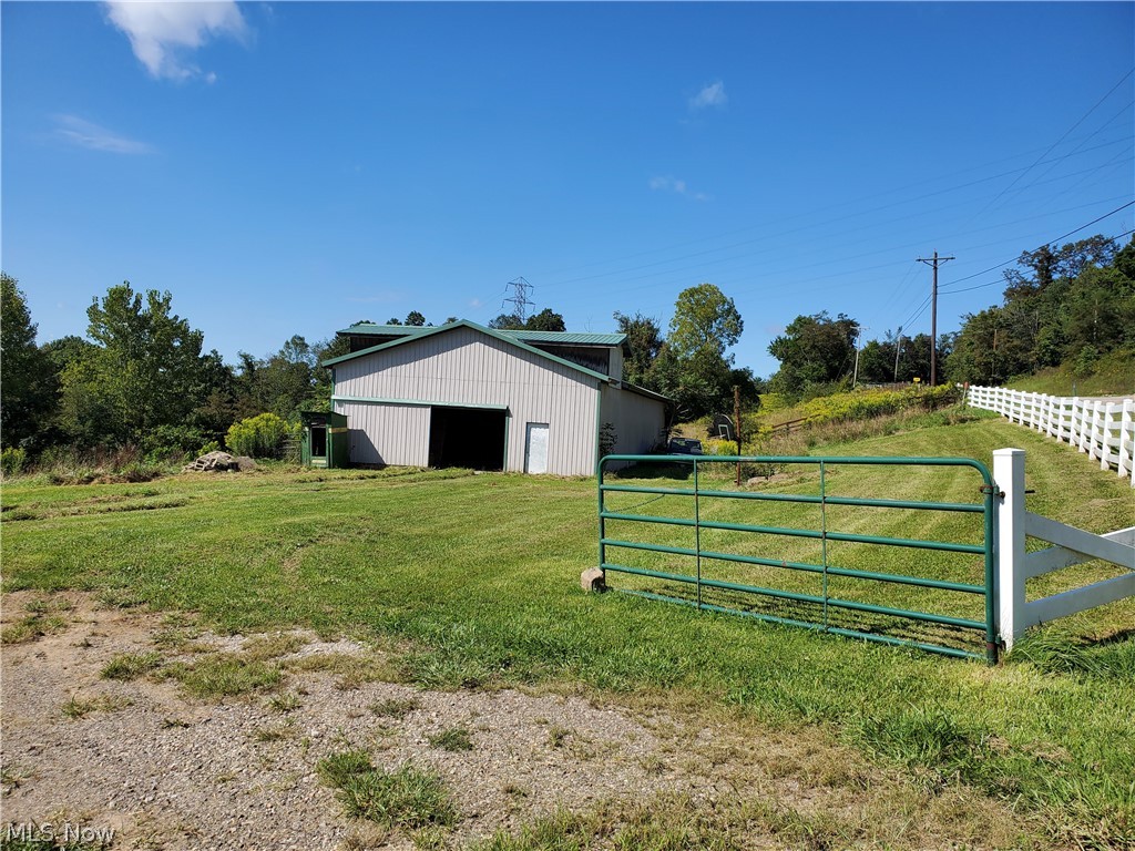 3842 College Hill Road Cambridge, OH 43725 - Photo 9 of 35