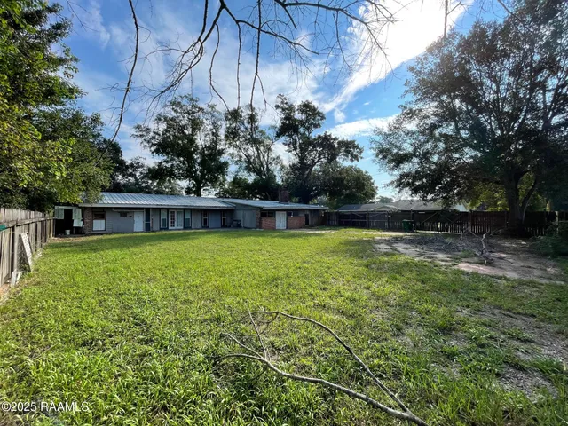 $119,900 | 4114 South Drive, New Iberia, LA 70563