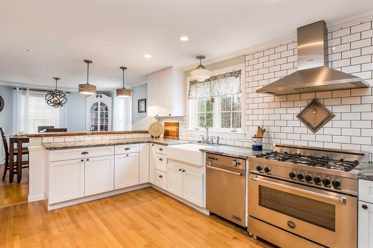 17 Patriots Road Stratham, NH 03885 - Photo 6 of 38 Gallery Image 6