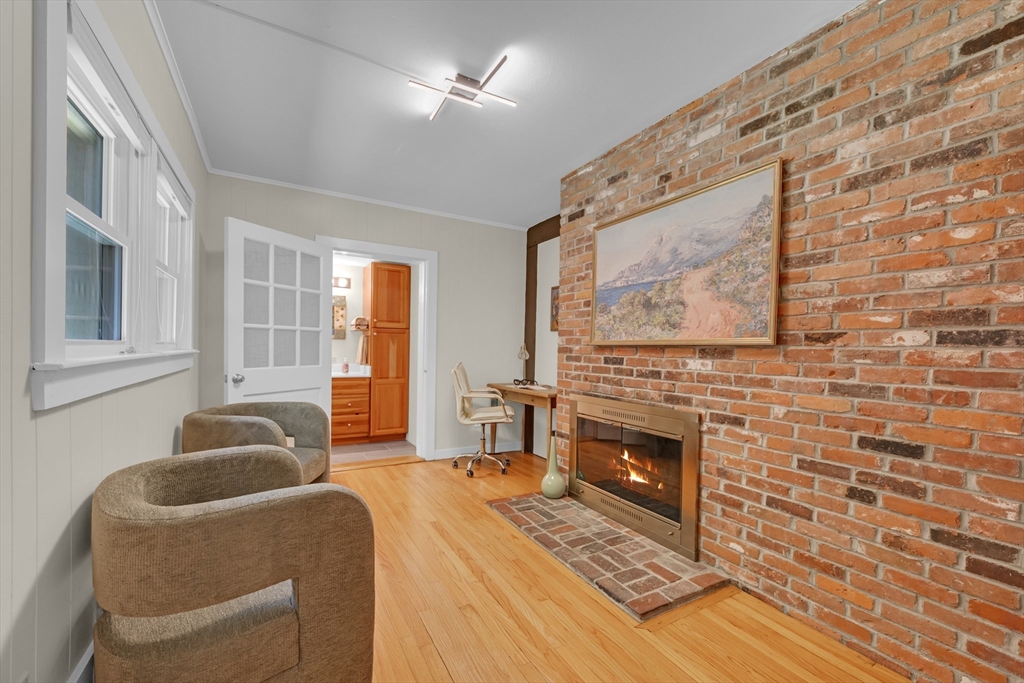 103 Newtown Road Acton, MA 01720 - Photo 7 of 34