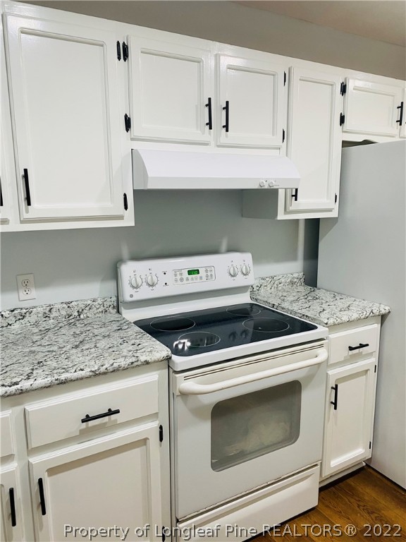 1664 Hardin Road Lumberton, NC 28358 - Photo 8 of 11 Gallery Image 8