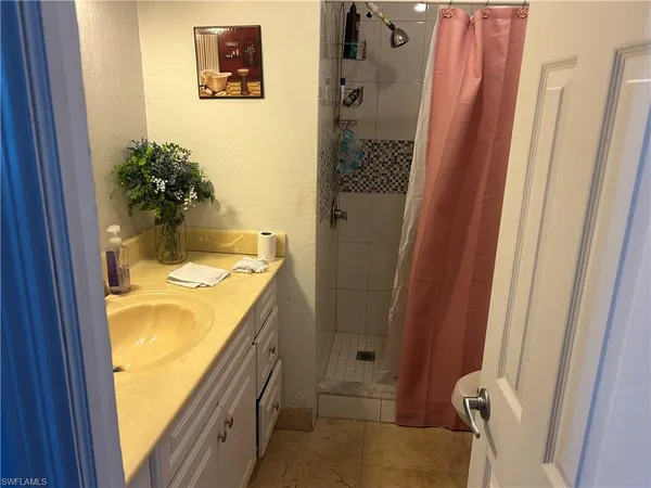 $177,000 | 181 Pine Key Lane, Unit 29, Naples, FL 34114